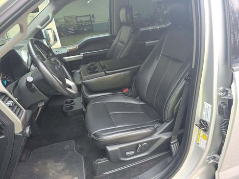 Used 2018 Ford F150 Lariat image 5