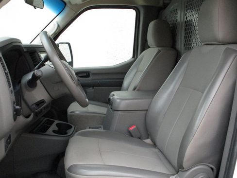Used 2016 Nissan NV 2500 SV w/ Technology Package image 8