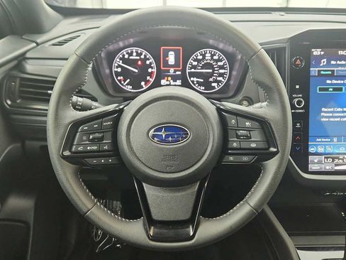 Certified 2025 Subaru Forester Premium AWD/4WD image 15