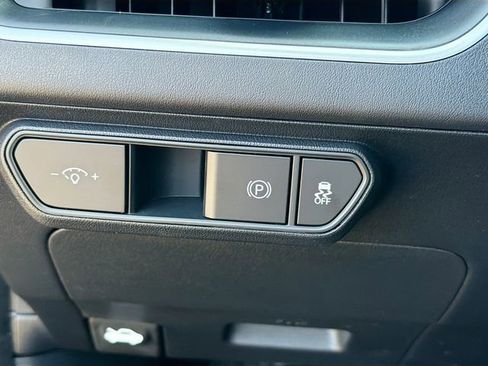 New 2026 Kia K4 LXS FWD image 10