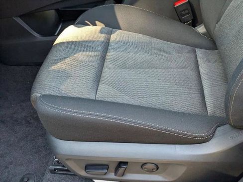 New 2026 Nissan Rogue SV image 4