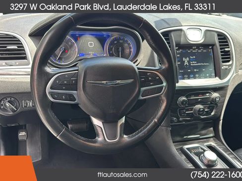 Used 2019 Chrysler 300 Touring w/ Sport Appearance Package RWD image 35