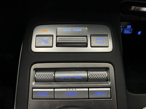 Used 2024 Genesis GV70 2.5T w/ Sport Prestige Package image 31