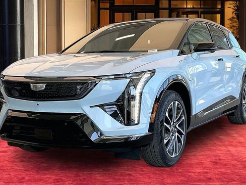 New 2026 Cadillac Optiq Sport 2 image 1