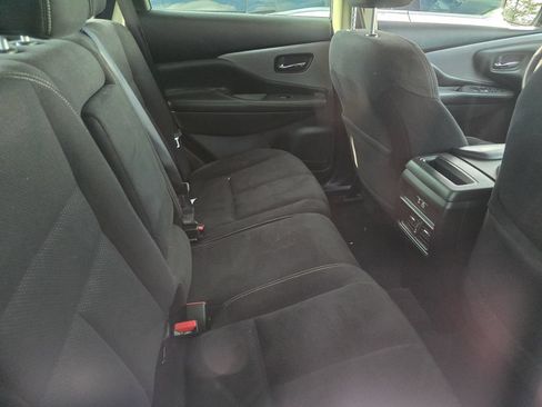 Used 2022 Nissan Murano S AWD/4WD image 12