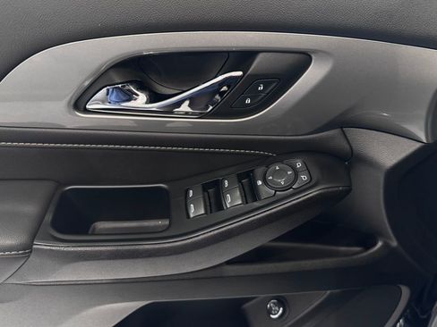 Certified 2023 Chevrolet Traverse LT image 26