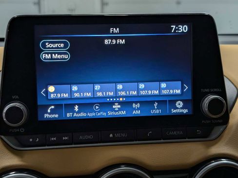 Used 2022 Nissan Sentra SV w/ SV Premium Package image 24