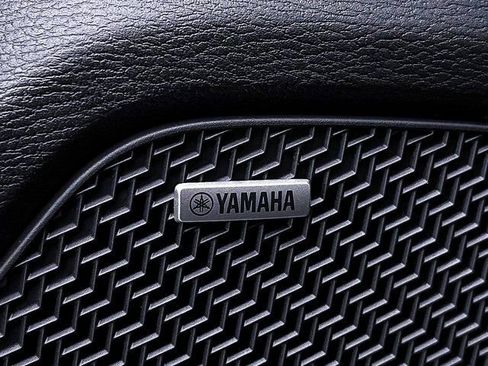 New 2026 Mitsubishi Outlander SE image 9