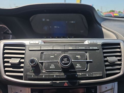 Used 2013 Honda Accord LX image 15