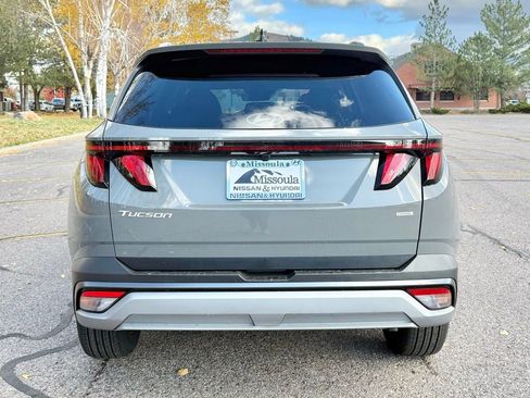 New 2026 Hyundai Tucson SEL image 8