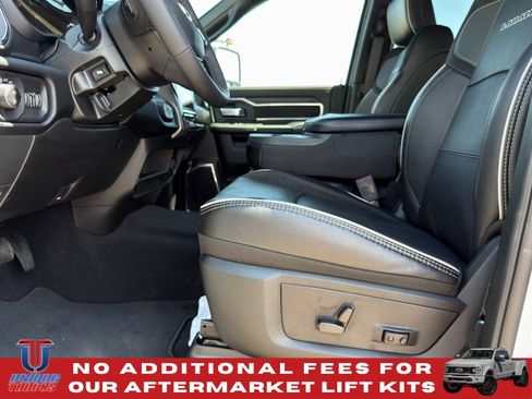 Used 2026 RAM 2500 Laramie AWD/4WD image 18