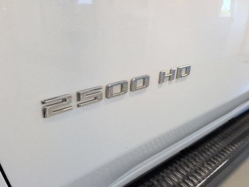 Used 2021 Chevrolet Silverado 2500 LT w/ Remote Start Package AWD/4WD image 8