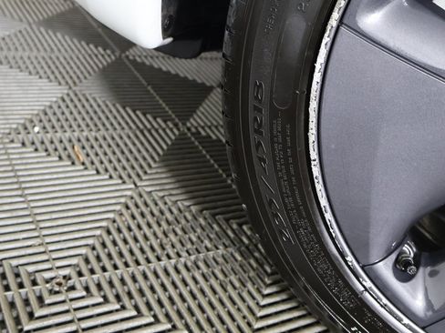 Used 2021 Tesla Model 3 Standard Range Plus image 21