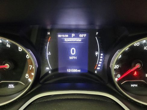 Used 2017 Jeep Compass Latitude AWD/4WD image 23