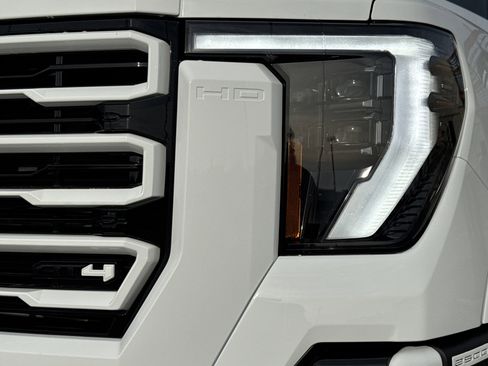 New 2026 GMC Sierra 2500 AT4 w/ AT4 Premium Plus Package image 6