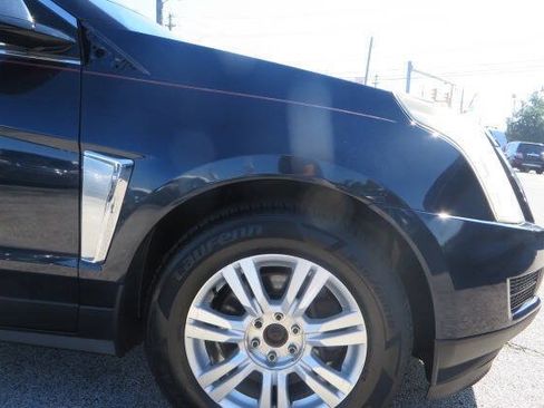 Used 2015 Cadillac SRX Luxury w/ Driver Awareness Package AWD/4WD image 37