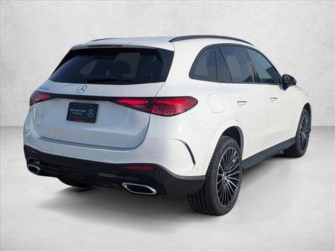New 2026 Mercedes-Benz GLC 300 image 2