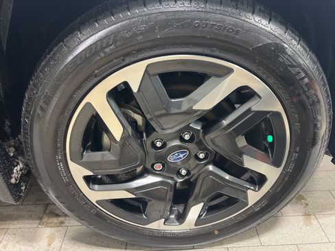 Used 2025 Subaru Forester Limited image 20