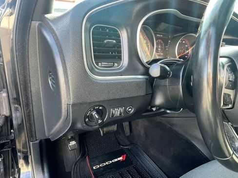 Used 2018 Dodge Charger SXT Plus image 23