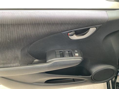 Used 2013 Honda Fit Sport image 27