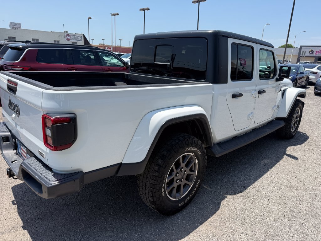 Used 2020 Jeep Gladiator Overland AWD/4WD image 16