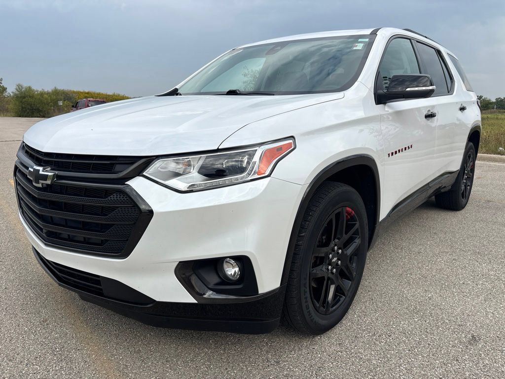 Used 2021 Chevrolet Traverse Premier w/ Redline Edition AWD/4WD image 6