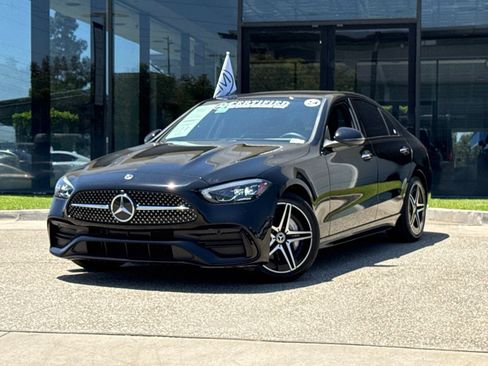Used 2024 Mercedes-Benz C 300 Sedan image 2