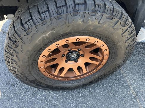 Used 2010 Toyota Tacoma PreRunner RWD image 15