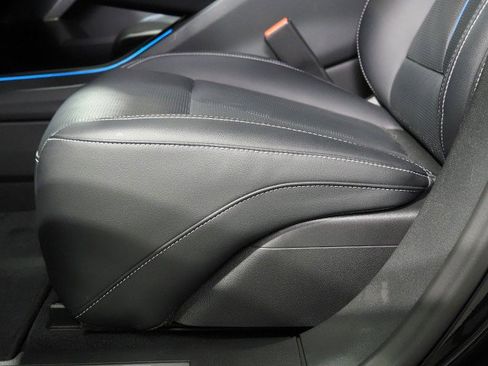 Used 2025 Cadillac Lyriq Luxury image 76