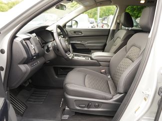 Used 2025 Nissan Pathfinder SV AWD/4WD video 4