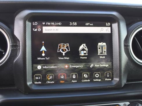 Used 2021 Jeep Wrangler Unlimited Sahara image 23