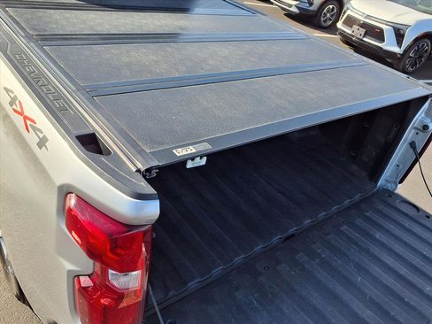 Used 2022 Chevrolet Silverado 1500 RST w/ Convenience Package II AWD/4WD image 28