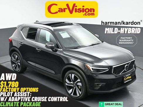 Used 2024 Volvo XC40 B5 Ultimate w/ Protection Package Premier image 1