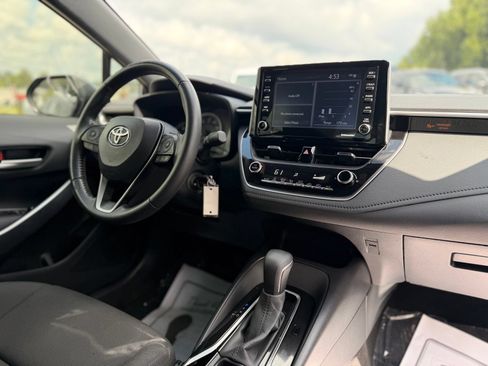 Used 2021 Toyota Corolla SE FWD image 33