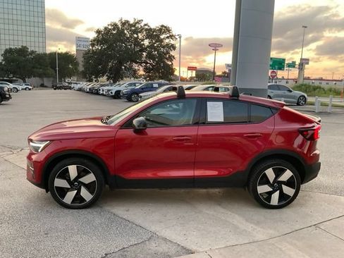 Certified 2023 Volvo C40 P8 Recharge Ultimate AWD/4WD image 4