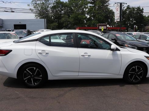 Used 2024 Nissan Sentra SV FWD image 6