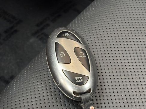 Used 2025 Hyundai Santa Fe SEL FWD image 27