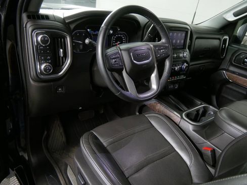 Used 2023 GMC Sierra 2500 Denali image 12