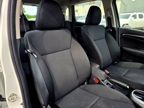 Used 2019 Honda Fit LX image 31