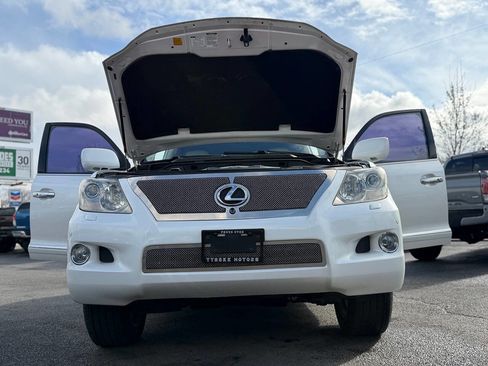 Used 2008 Lexus LX 570 4WD image 40
