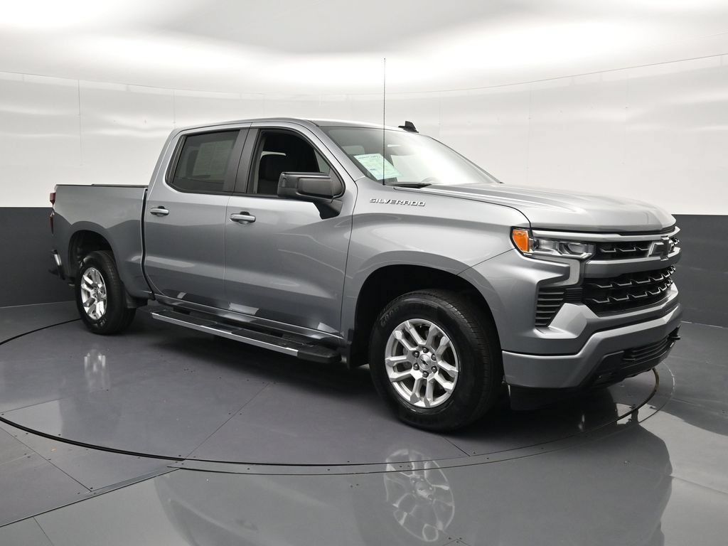 Used 2024 Chevrolet Silverado 1500 RST RWD image 5