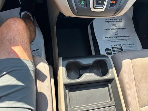 Used 2018 Honda Odyssey EX image 18