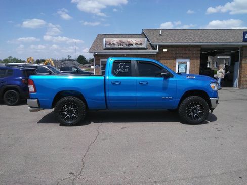 Used 2021 RAM 1500 Big Horn AWD/4WD image 2
