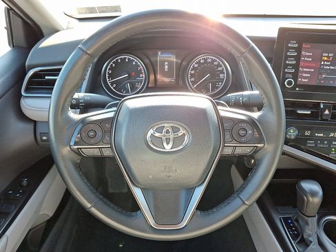 Used 2024 Toyota Camry SE FWD image 20