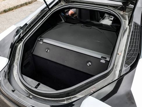 Used 2015 BMW i8 image 45