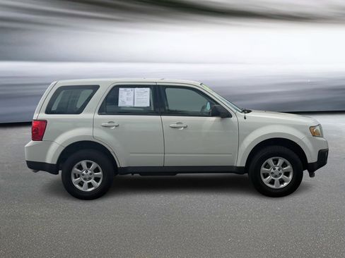 Used 2011 MAZDA Tribute i Sport image 3