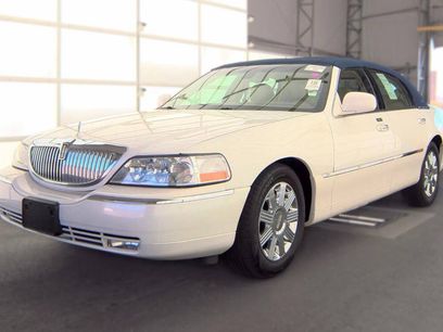 Used 2003 Lincoln Town Car Cartier