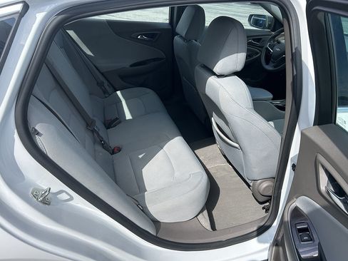 Used 2020 Chevrolet Malibu LS FWD image 16