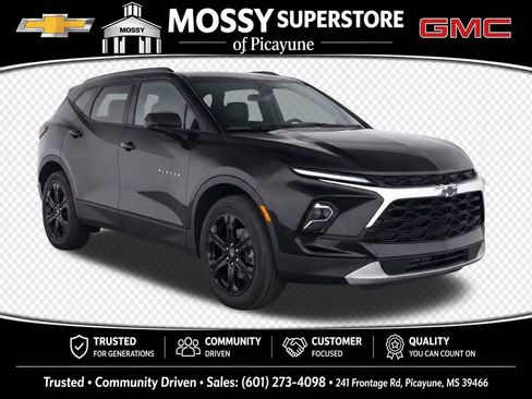 Used 2024 Chevrolet Blazer LT w/ Convenience Package FWD image 2