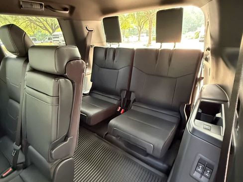 Used 2026 Lexus GX 550 AWD/4WD image 18
